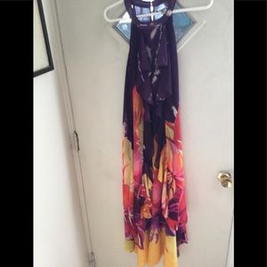 Sleeveless Hi -low maxi dress